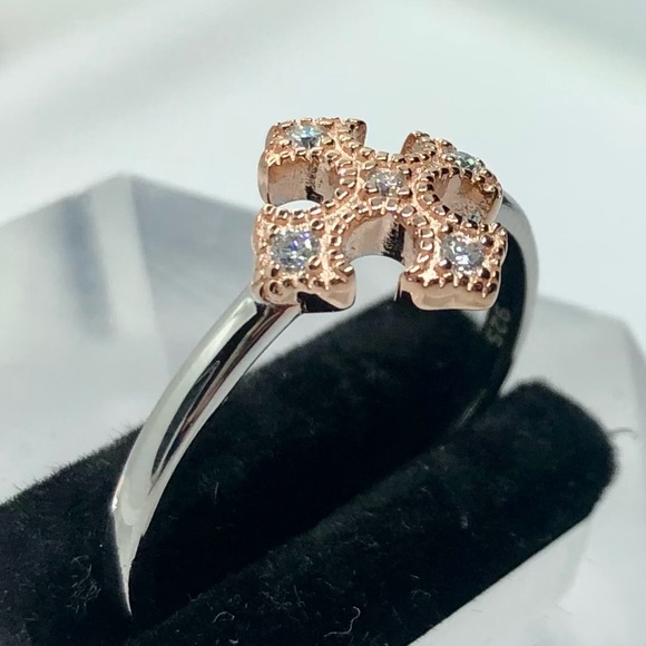 Jewelry - Moissanite Cross 925 Ring